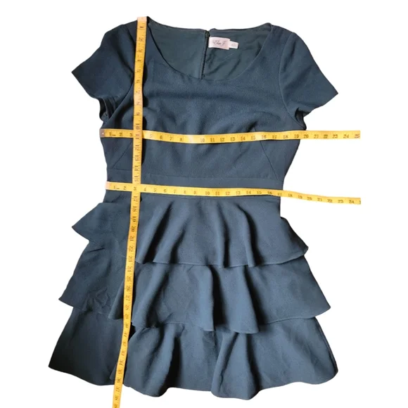 ELIZA J. Forest Green Tiered Ruffle Dress - Size 14 - Picture 9 of 13